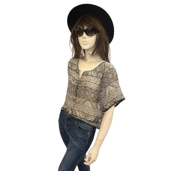 Mudd Women’s Boho Blouse - Picture 2 of 5